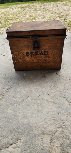 Vintage metal bread box - metal,
